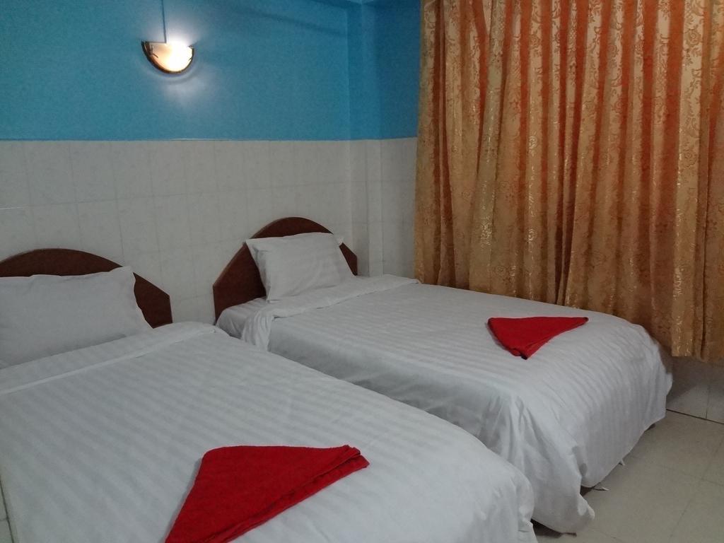 Capitol 3 Guesthouse Phnom Penh Exterior foto